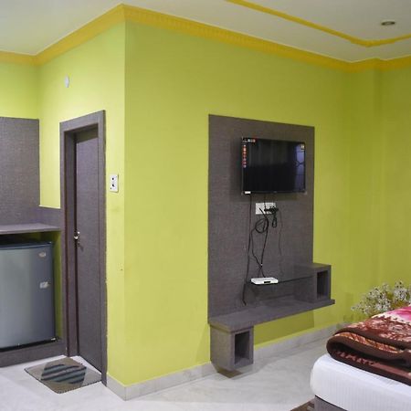 Hotel suraj Balasore Exterior foto