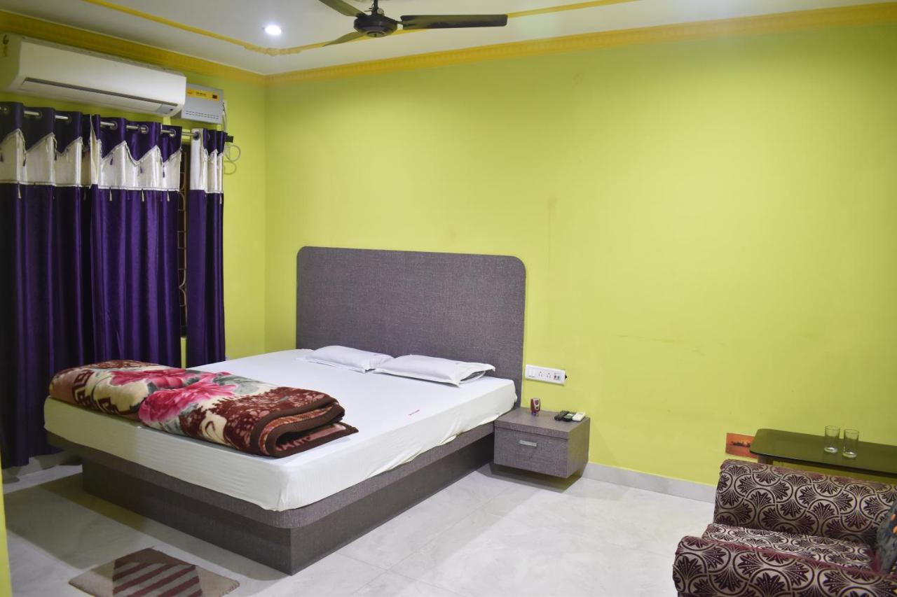 Hotel suraj Balasore Exterior foto