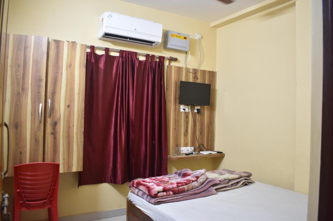 Hotel suraj Balasore Exterior foto
